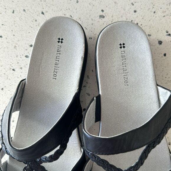 Naturalizer JEFFERS Women’s Black Leather Slides Sandals Shoes Size 9.5 EUC - Picture 9 of 11